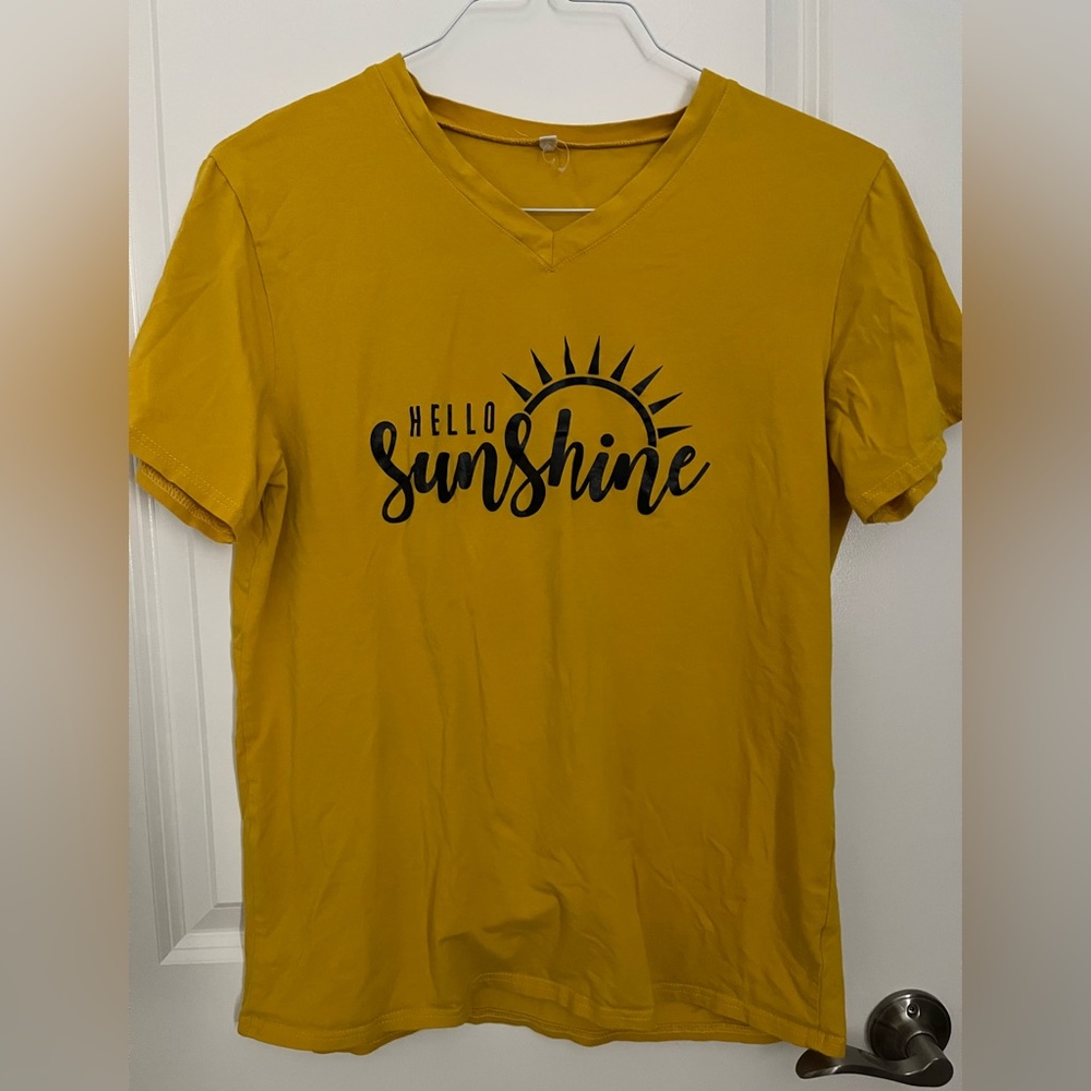 Yellow “hello sunshine” T-Shirt